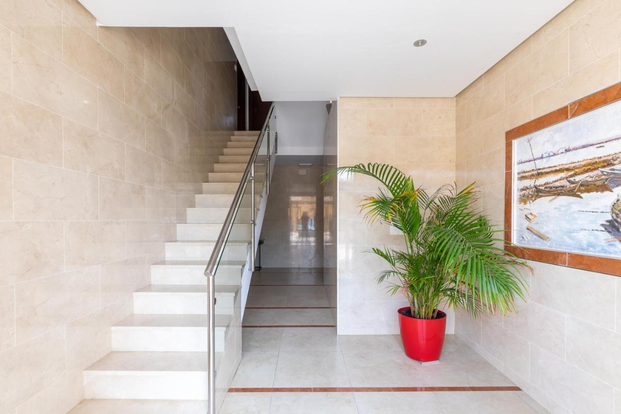 Isola Beachside Apartment Valencia Luaran gambar